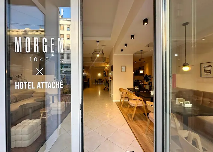 Attache Ξενοδοχείο